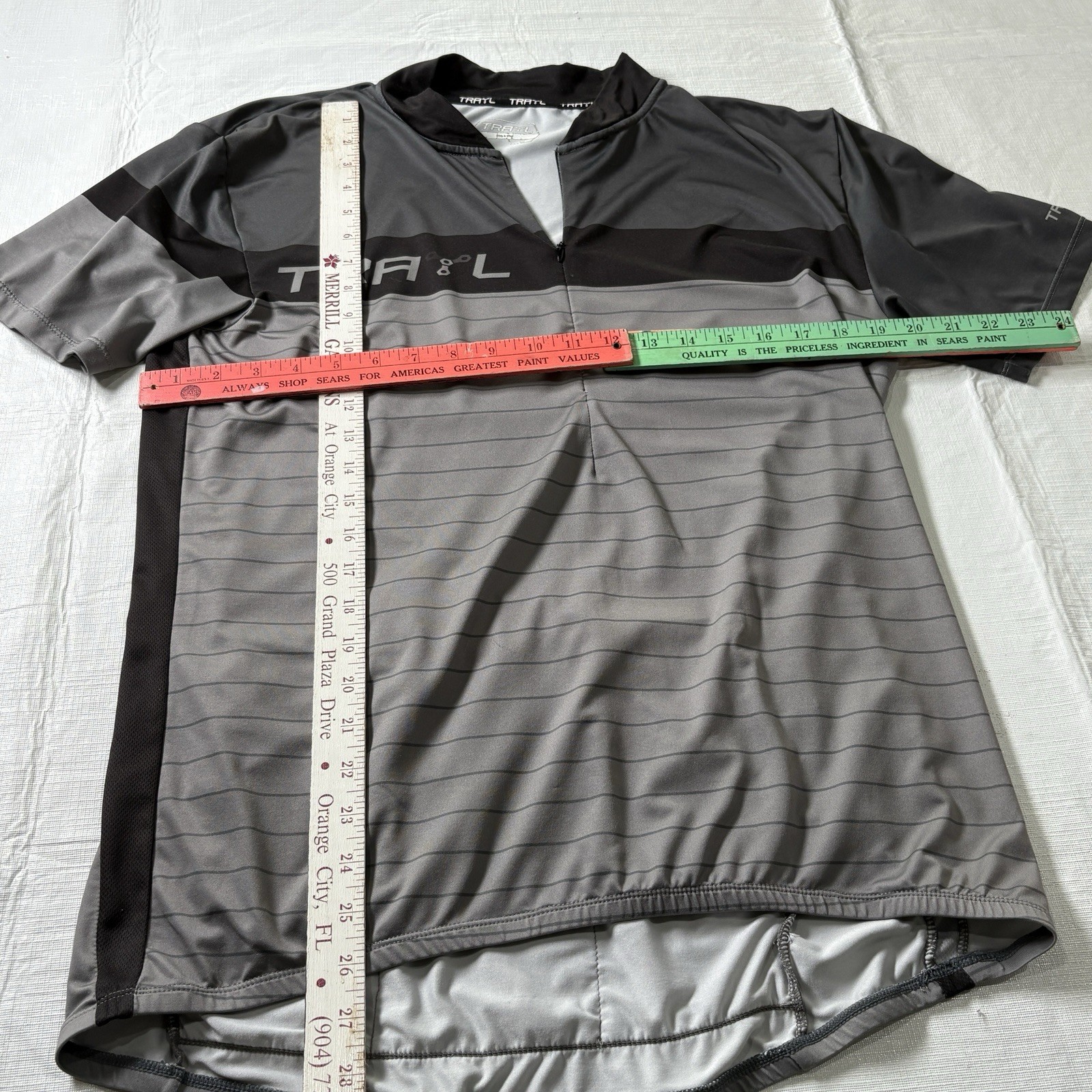 Trayl Bike Wear Cycling Men’s Jersey Size L Black Stripe Gray 1/2 Zip