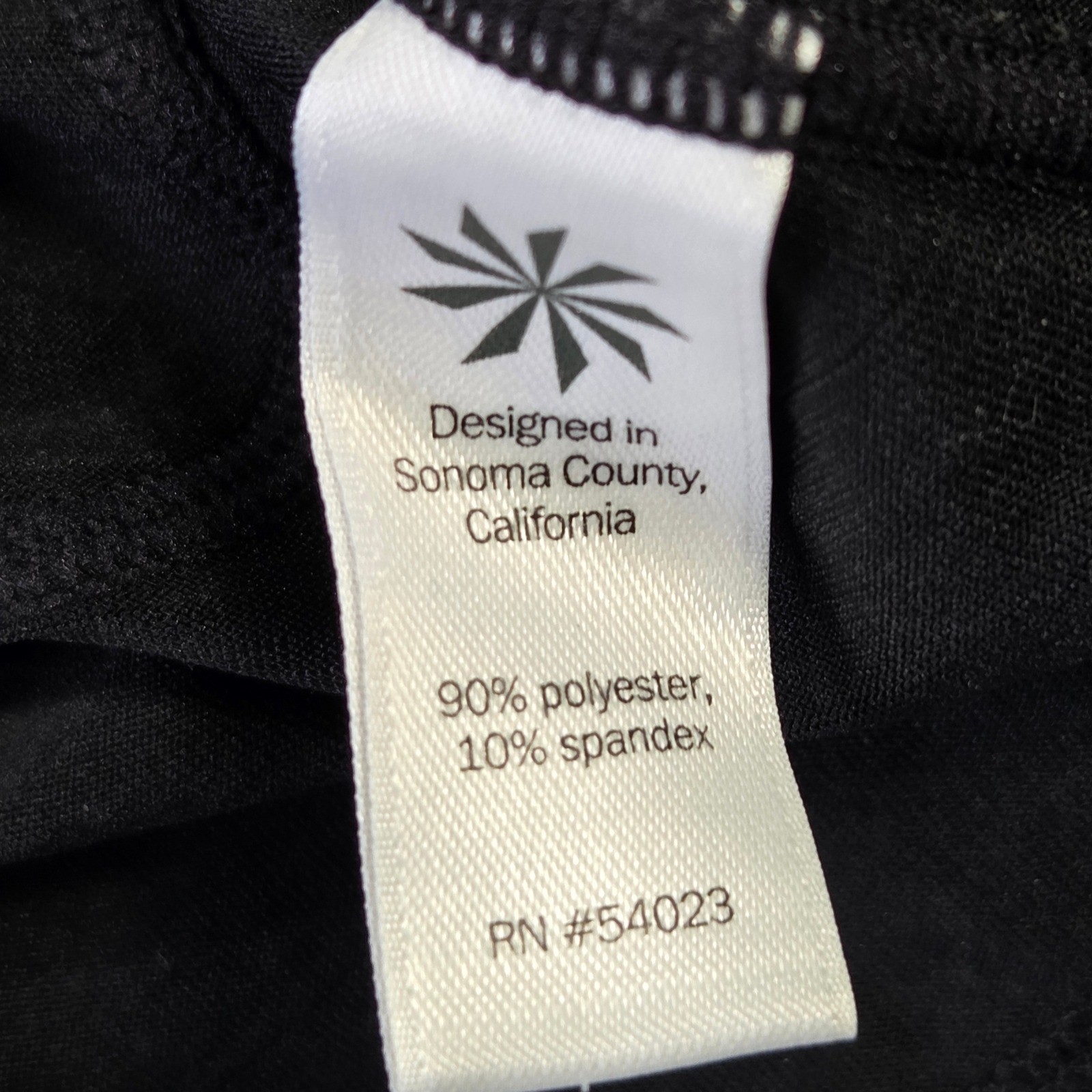 Athleta Womens Black Quarter Zip Performance Top Rear Pocket XS Athleisure Gym