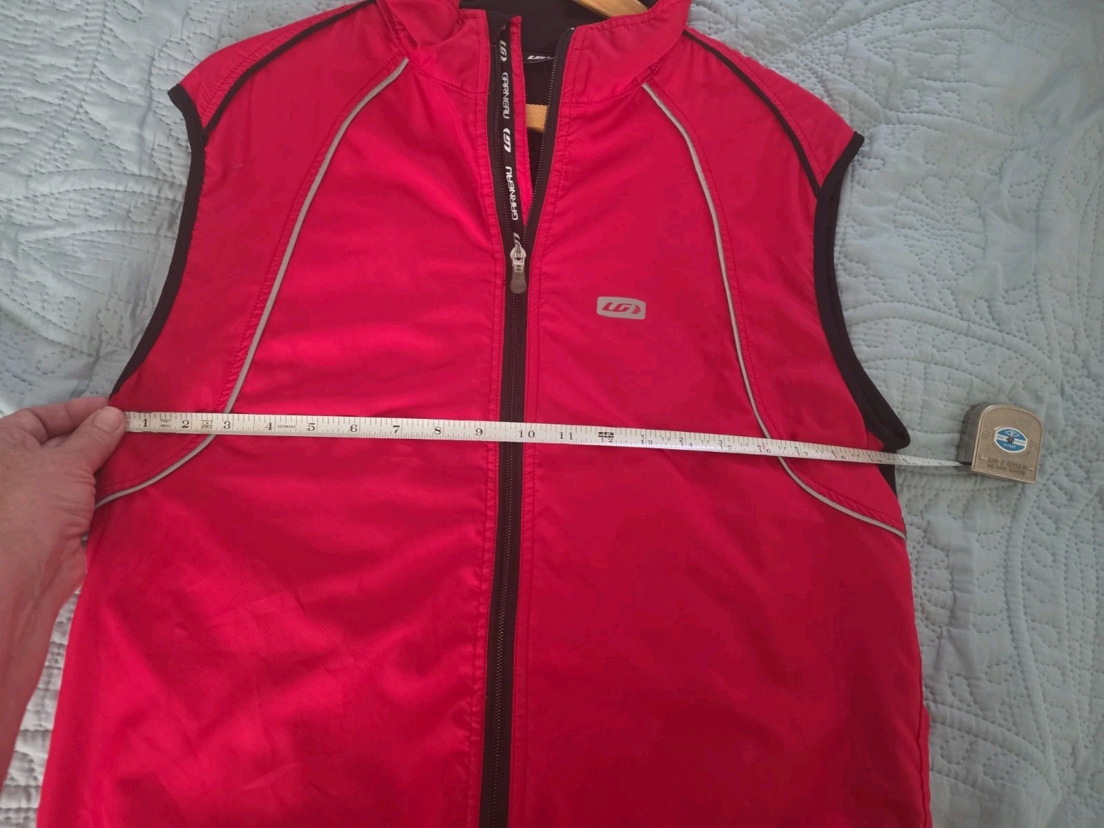 Women’s Size M Louis Garneau Bicycle Tank Full Zip 2 Pockets on Back Sleeveless