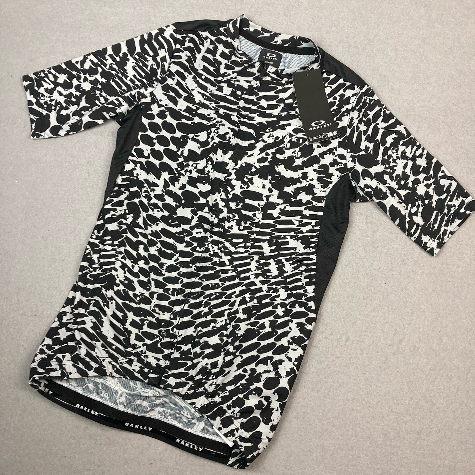 Oakley Endurance Dazzle Camo Cycling Jersey – UPF 50+, Short Sleeve Men Sz S
