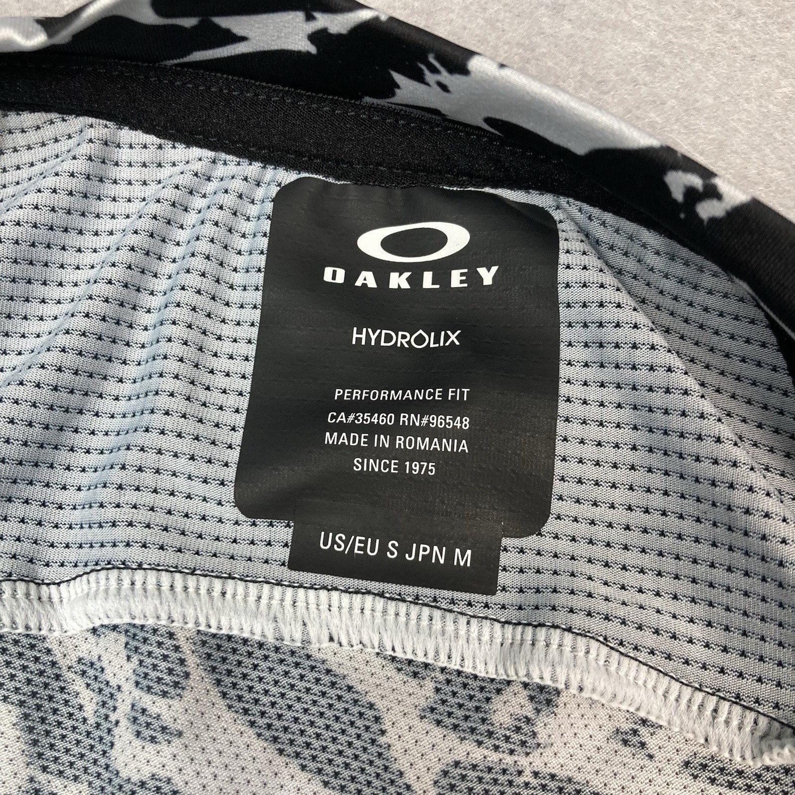 Oakley Endurance Dazzle Camo Cycling Jersey – UPF 50+, Short Sleeve Men Sz S
