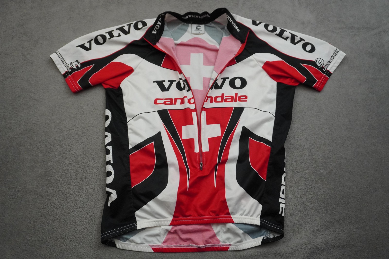 Cannondale Volvo Team Cycling Jersey Mens XL Red White Black Half Zip USA