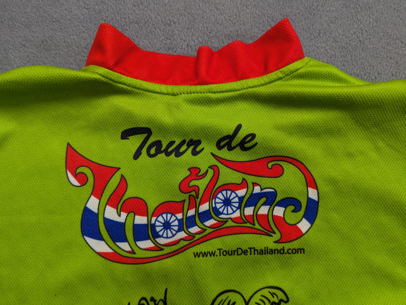 FBT Tour de Thailand mens size XL green cycling shirt