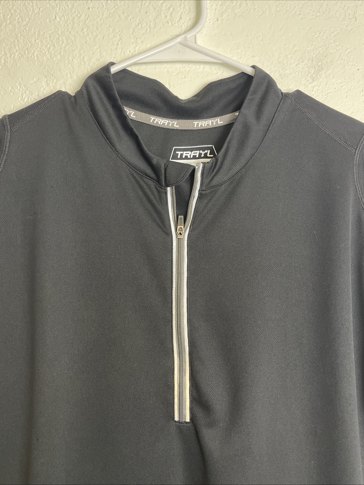 Trayl Cycling Black Orange Biking Jersey 1/2 Zip Men’s M