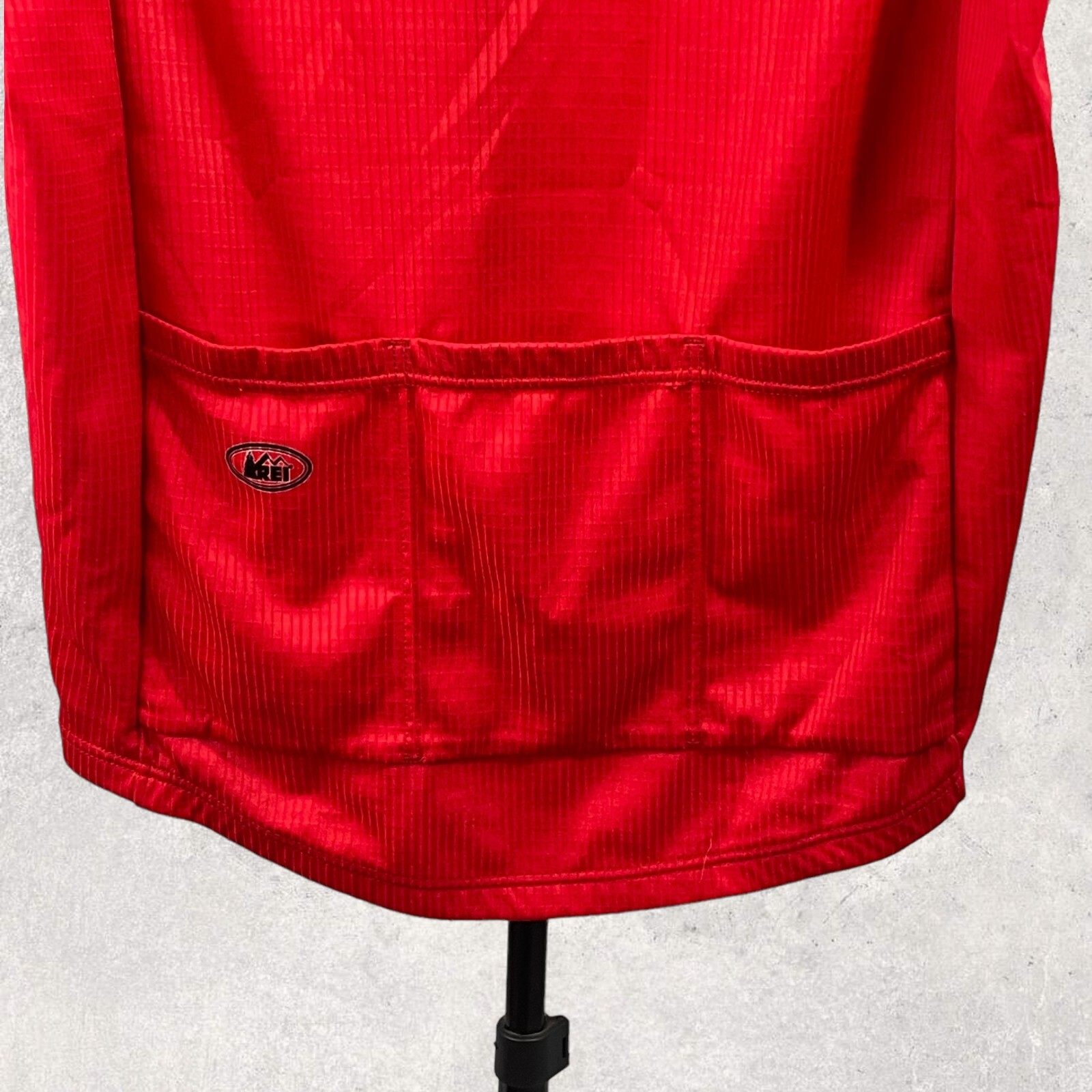 REI Mens Red Black Polyester Short Sleeve Cycling Jersey 3/4 Zip Size L