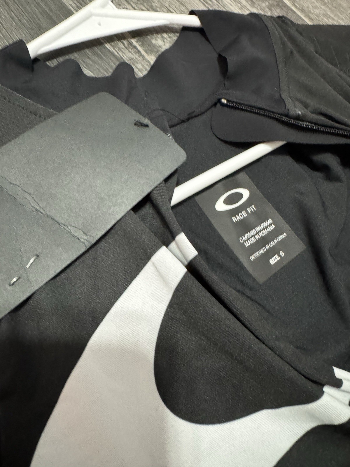 Oakley Premium Branded Icon Blackout Jersey – Small