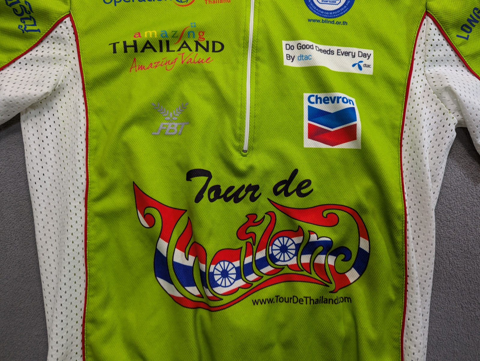FBT Tour de Thailand mens size XL green cycling shirt