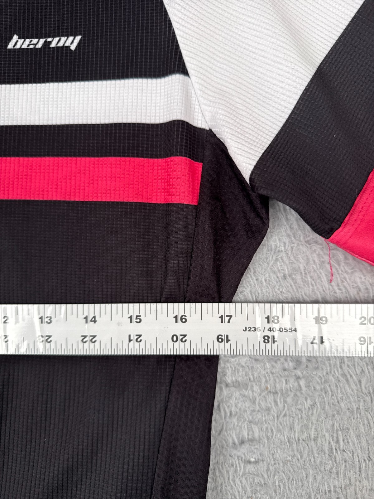 Beroy Cycling Jersey Women Medium Black White Pink Full Zip Short Sleeve poly