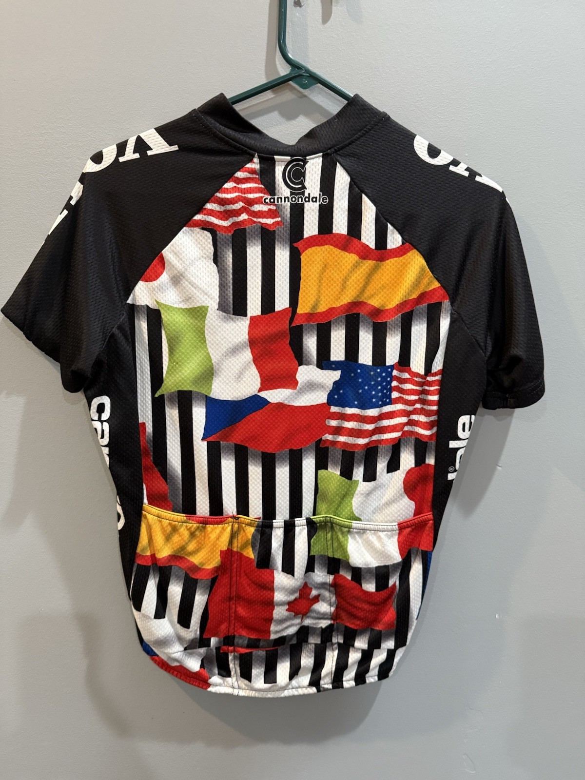 USED VINTAGE CANNONDALE VOLVO WORLD TEAM JERSEY SIZE MEDIUM