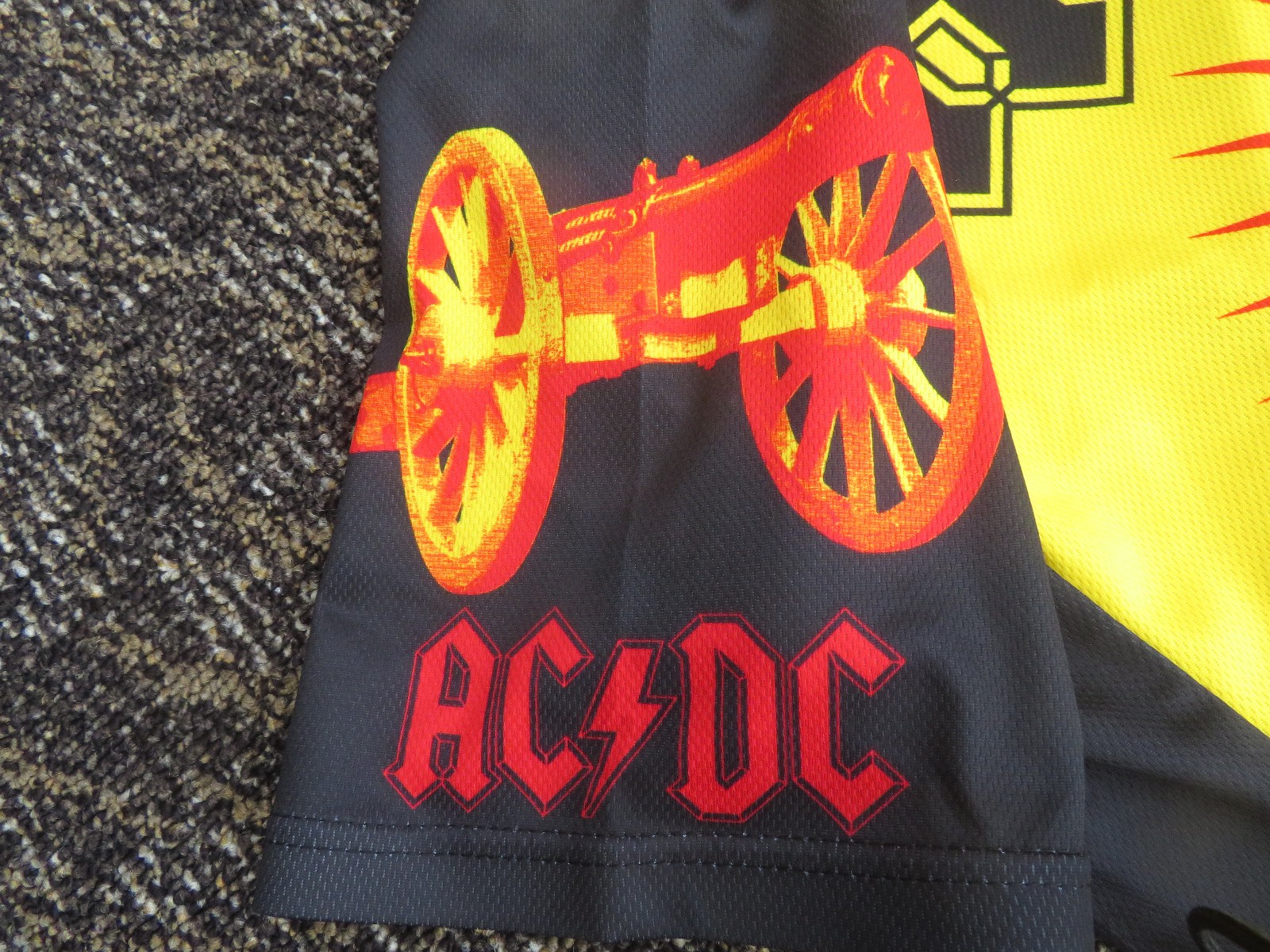 Vintage AC/DC Primal Wear Men’s Bicycle Cycling Jersey 80s Rock Band Spellout XL