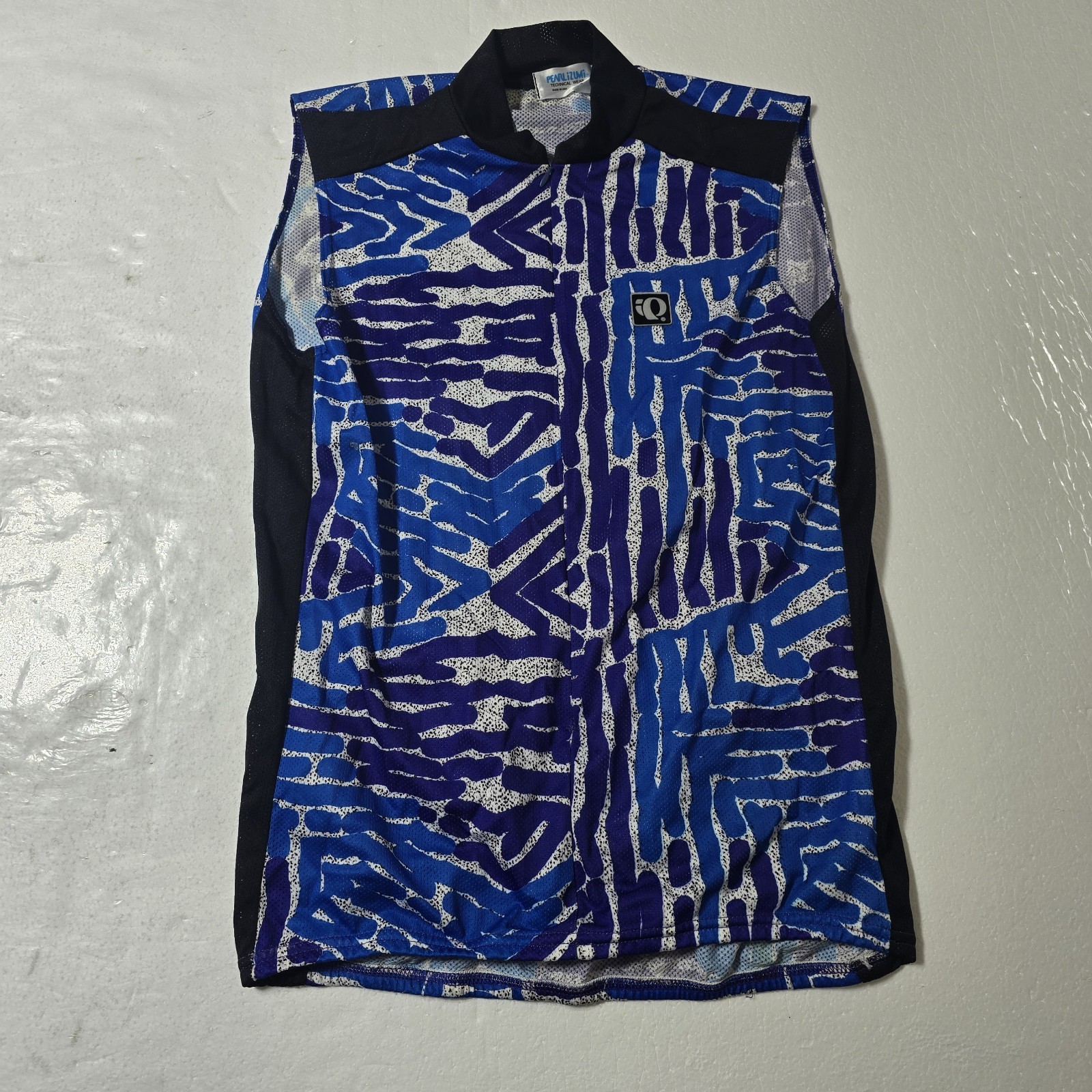 Vintage 90’s Pearl Izumi Cycling Tank Shirt Retro USA Medium Hole