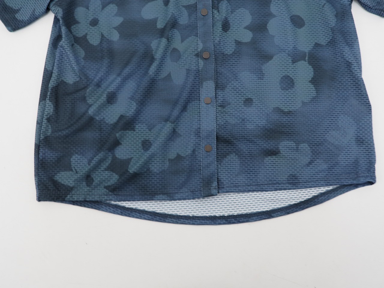 NEW! Pearl Izumi Women’s Canyon Tech Snap Jersey Size Medium Wild Wind Flora