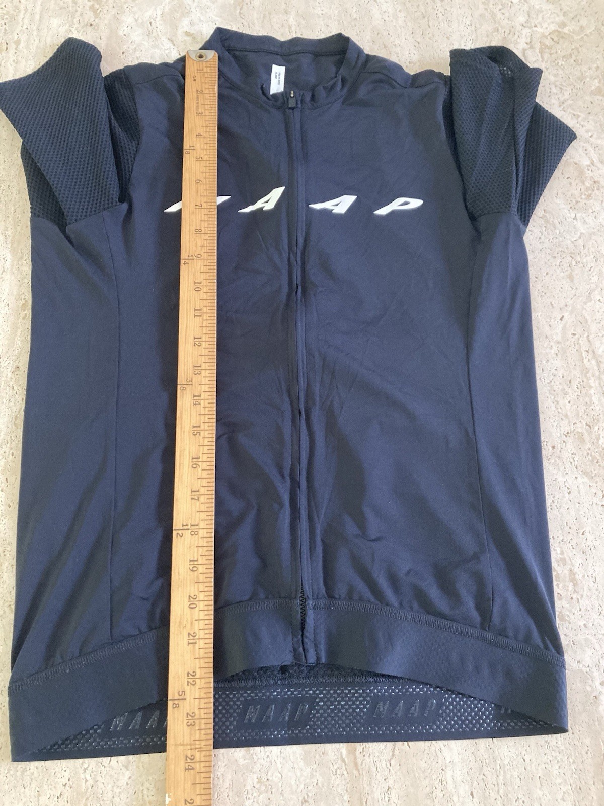 MAAP Evade Pro Base 2.0 Jersey Size XL Short Sleeve Black