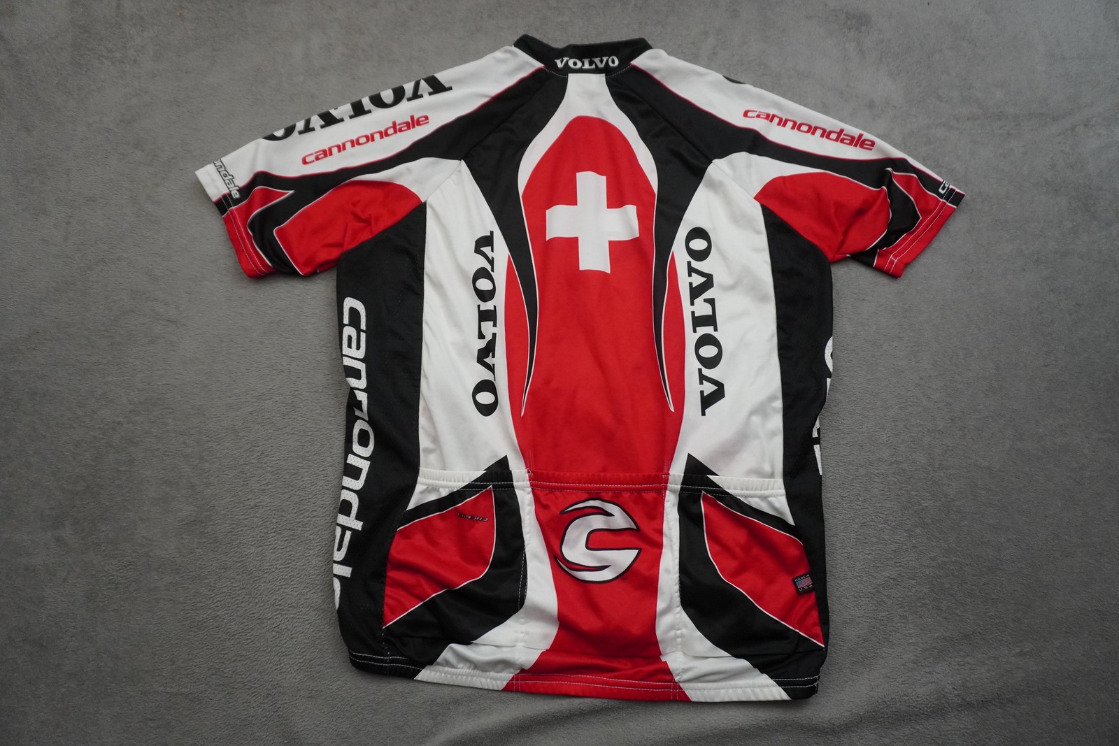 Cannondale Volvo Team Cycling Jersey Mens XL Red White Black Half Zip USA