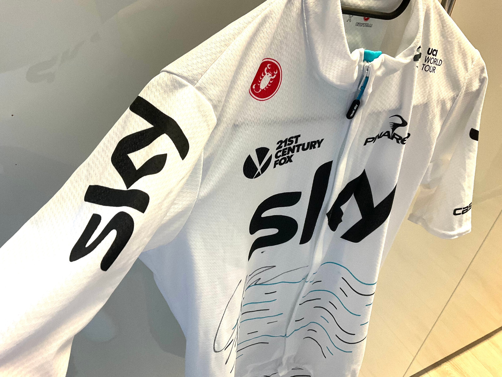 Chris Froome signature SKY Tour de France 2017 white edit. maillot jersey jersey