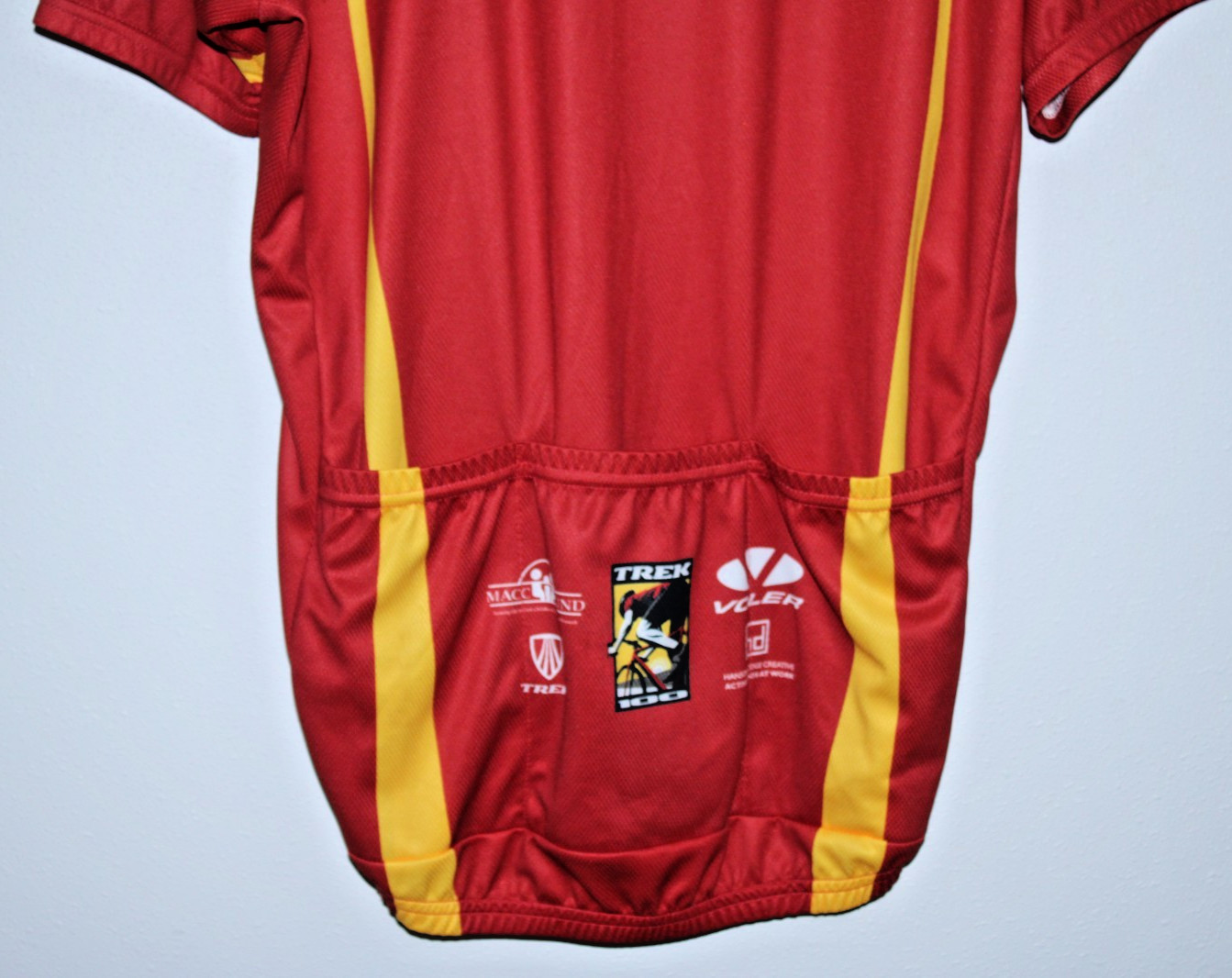Trek 100 Racing Men’s Cycling Jersey LG Rear Pockets 44″ Chest 25/29″ T2B Volver
