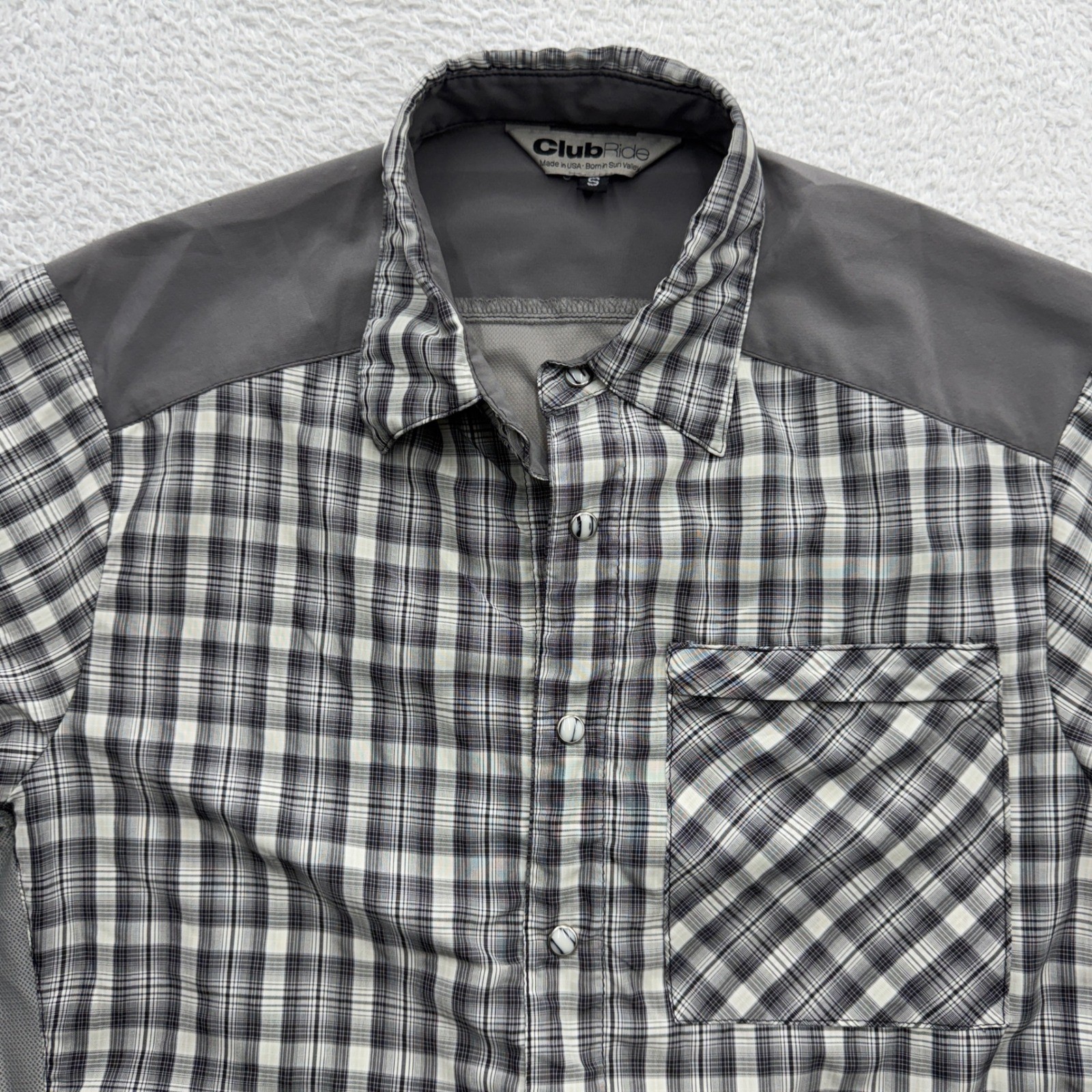 Club Ride Mens Gray Plaid Short Sleeve MTB Cycling Shirt Hidden Zip Snap Small