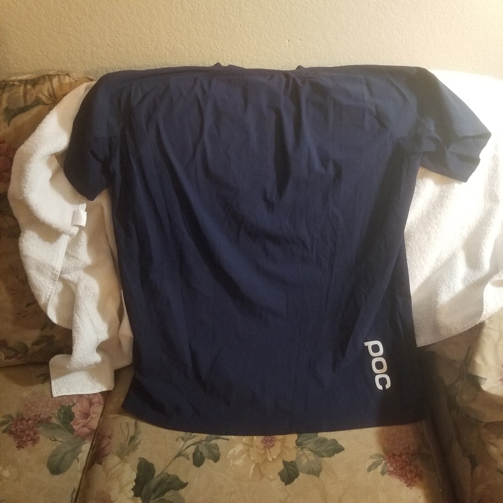 POC CYCLING SHIRT – LARGE – BLUE – THROWBACK