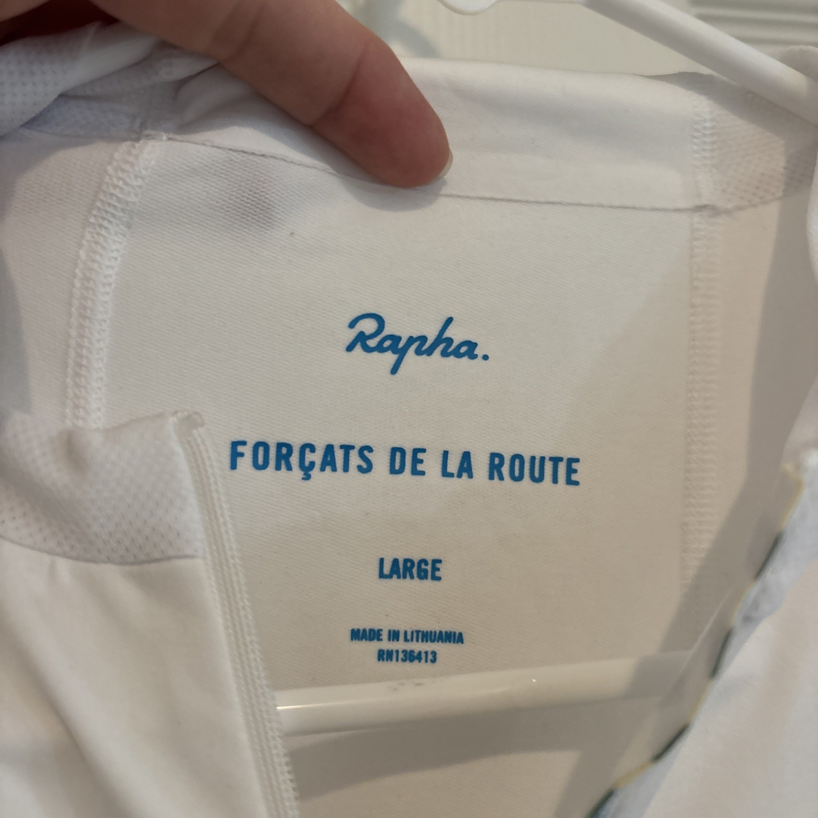 Rapha Women’s White Pro Team Short Sleeve Aero Jersey Size L Blue Detailing NWT