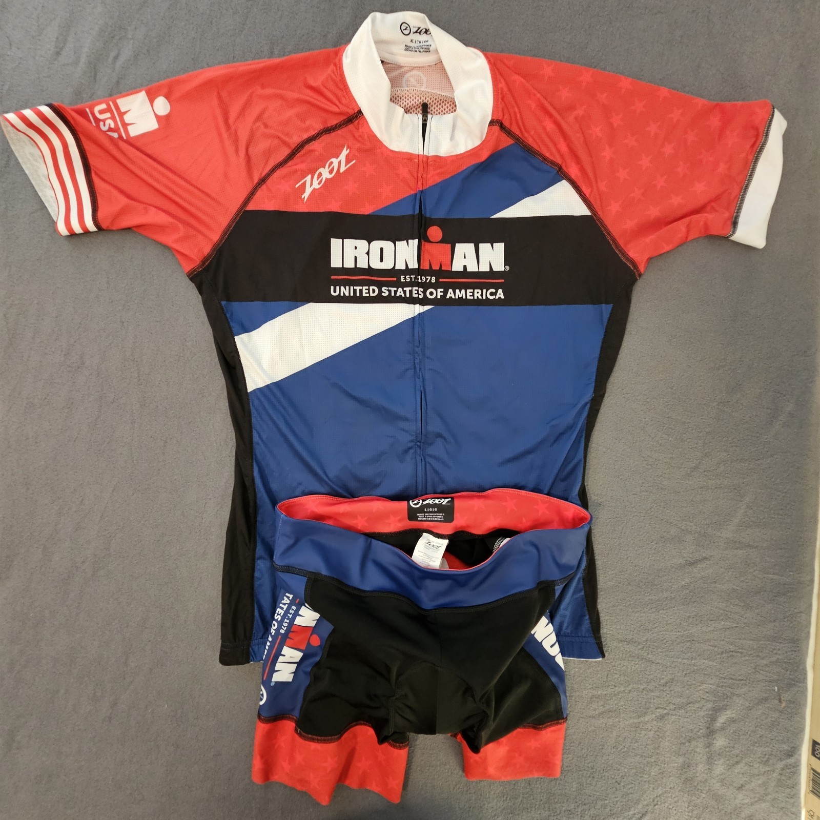 NWOT Zoot Ironman USA Lady’s Zippered Top And Padded Riding Pants Jersey Outfit