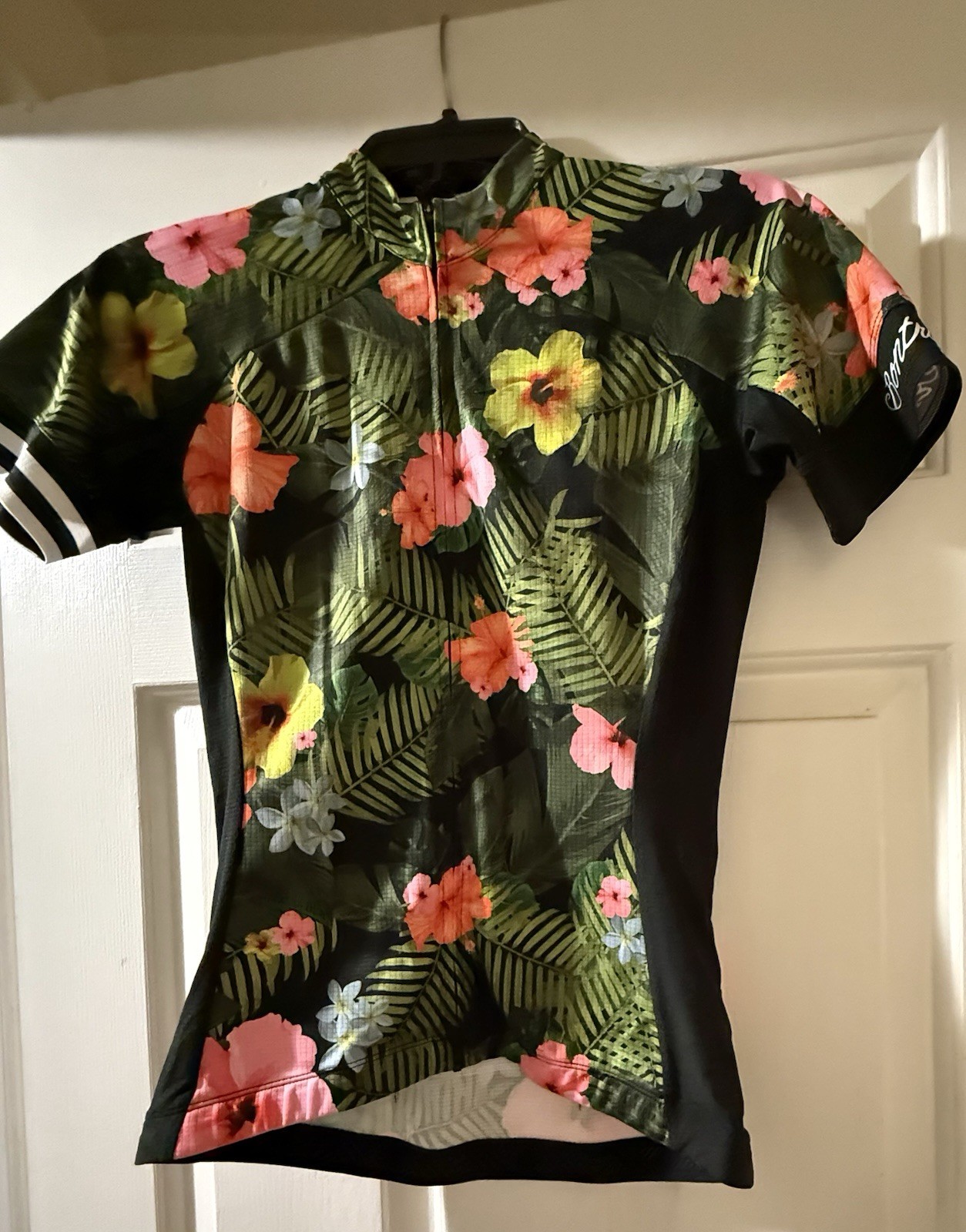 Bontrager Cycling Jersey Women’s Small Floral Hawaiian Only $15