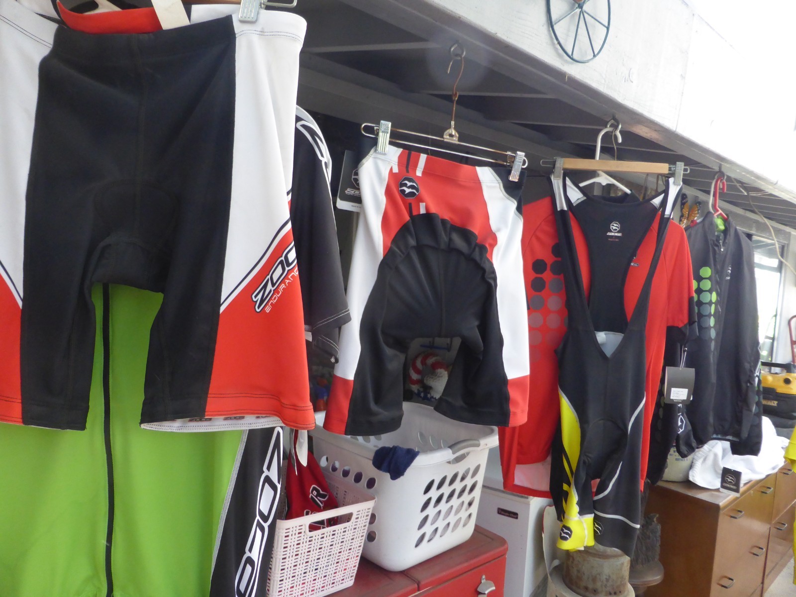 ZOCO USA=9 JERSEY TOPS AND 3 BOTTOMS, UNUSED