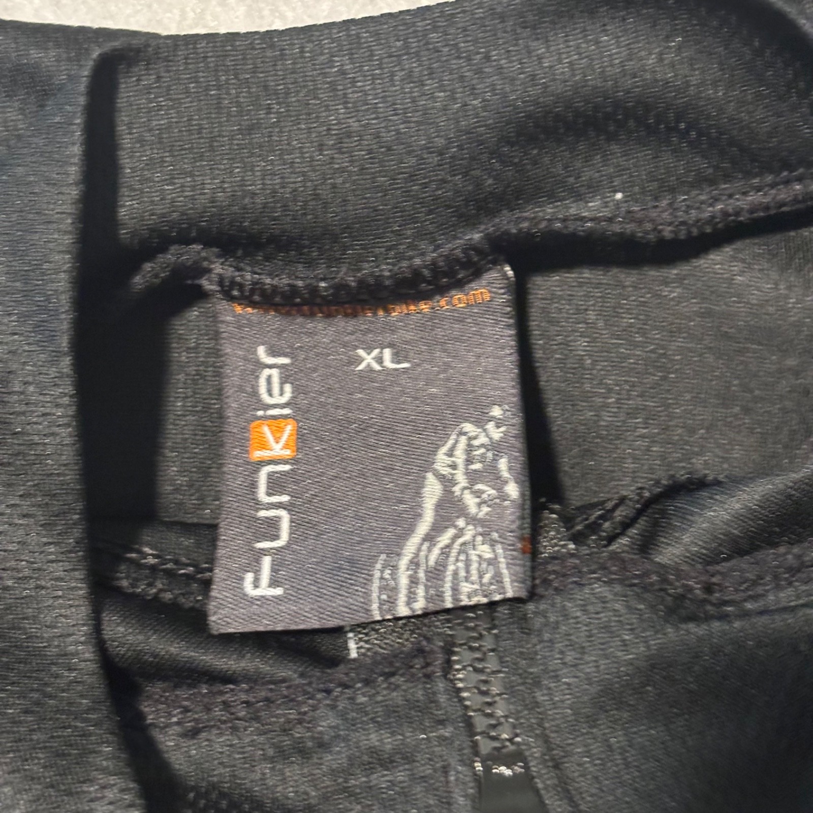Funkier Men’s Black and Gray Short Sleeve Cycling Jersey Full Zipper New