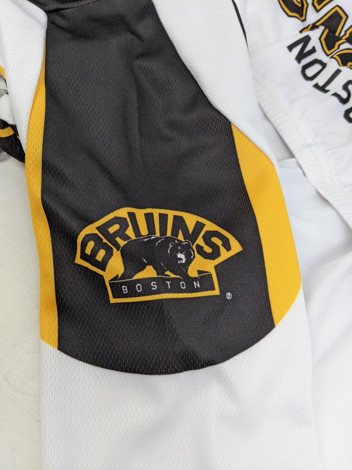 VOmax NHL Boston Bruins Cycling Bike Zip Jersey Shirt Mens Size XS NWT New