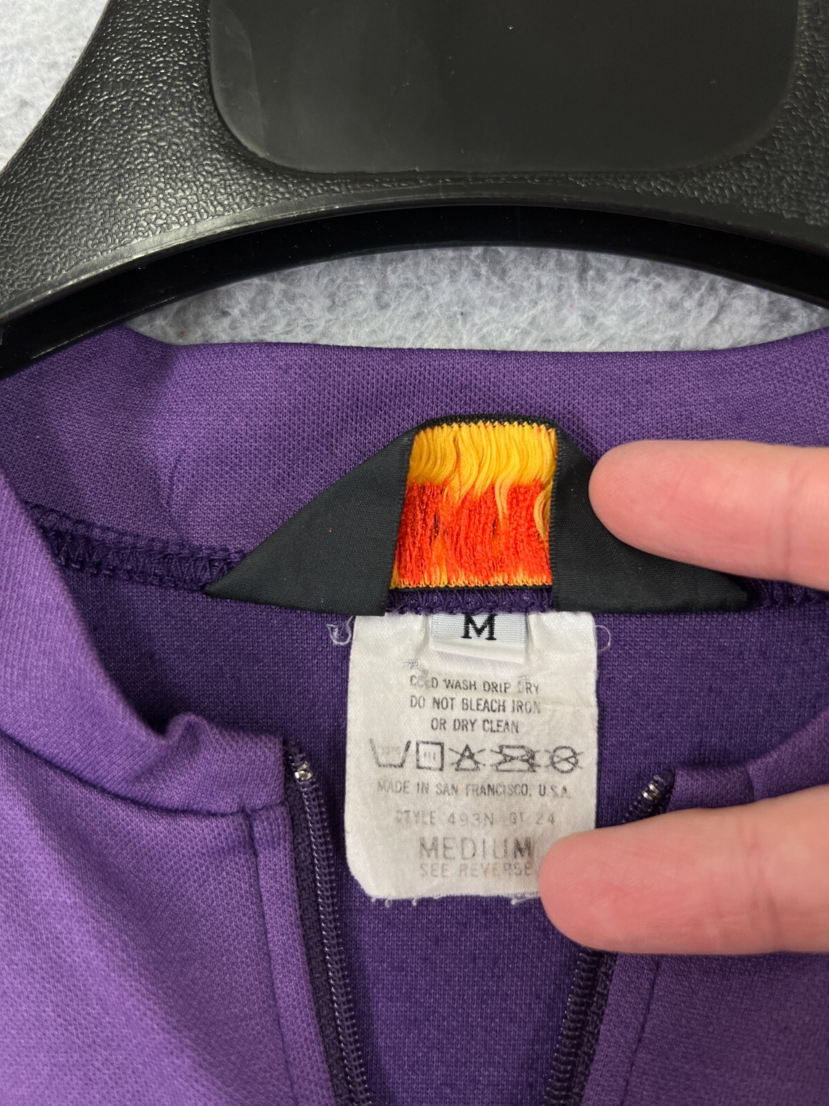 REI Cycling Jersey Womens Medium Purple 1/2 Zip Pockets 100% Polyester Mock Neck