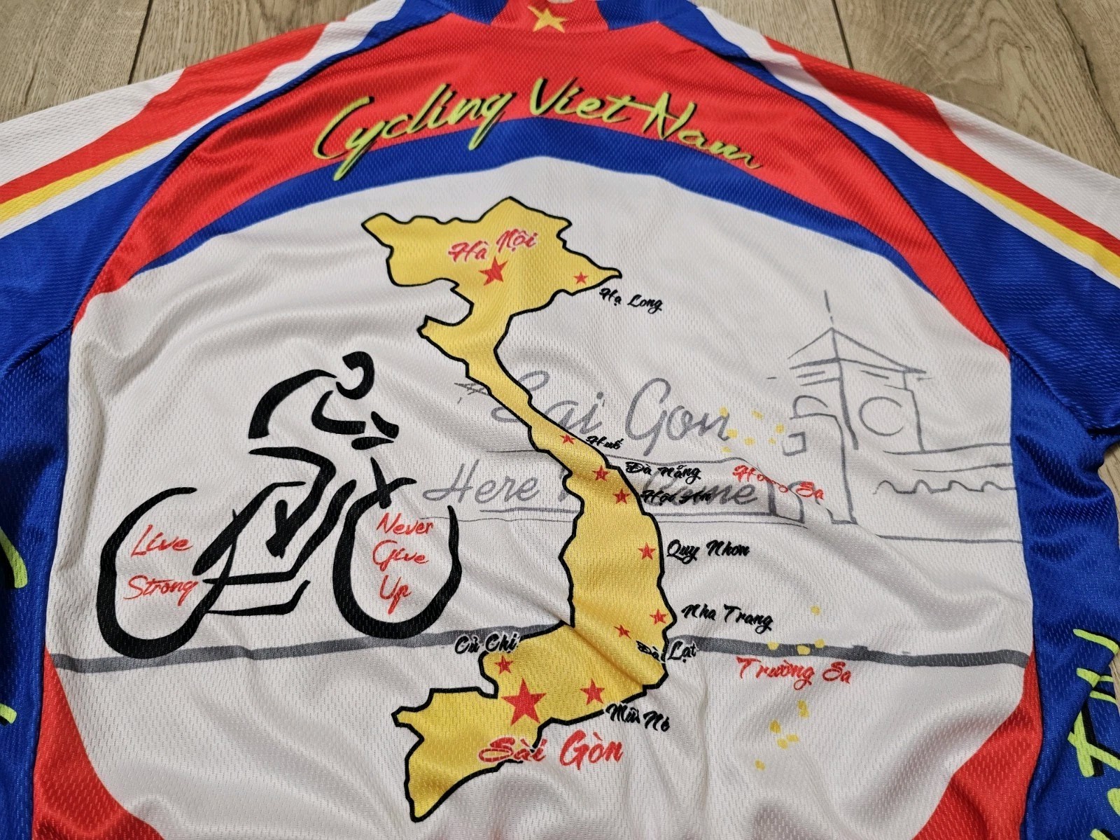 VIETNAM CYCLING JERSEY VELO SHIRT YIN YANG CYCLING JERSEY NEW TAG JERSEY L