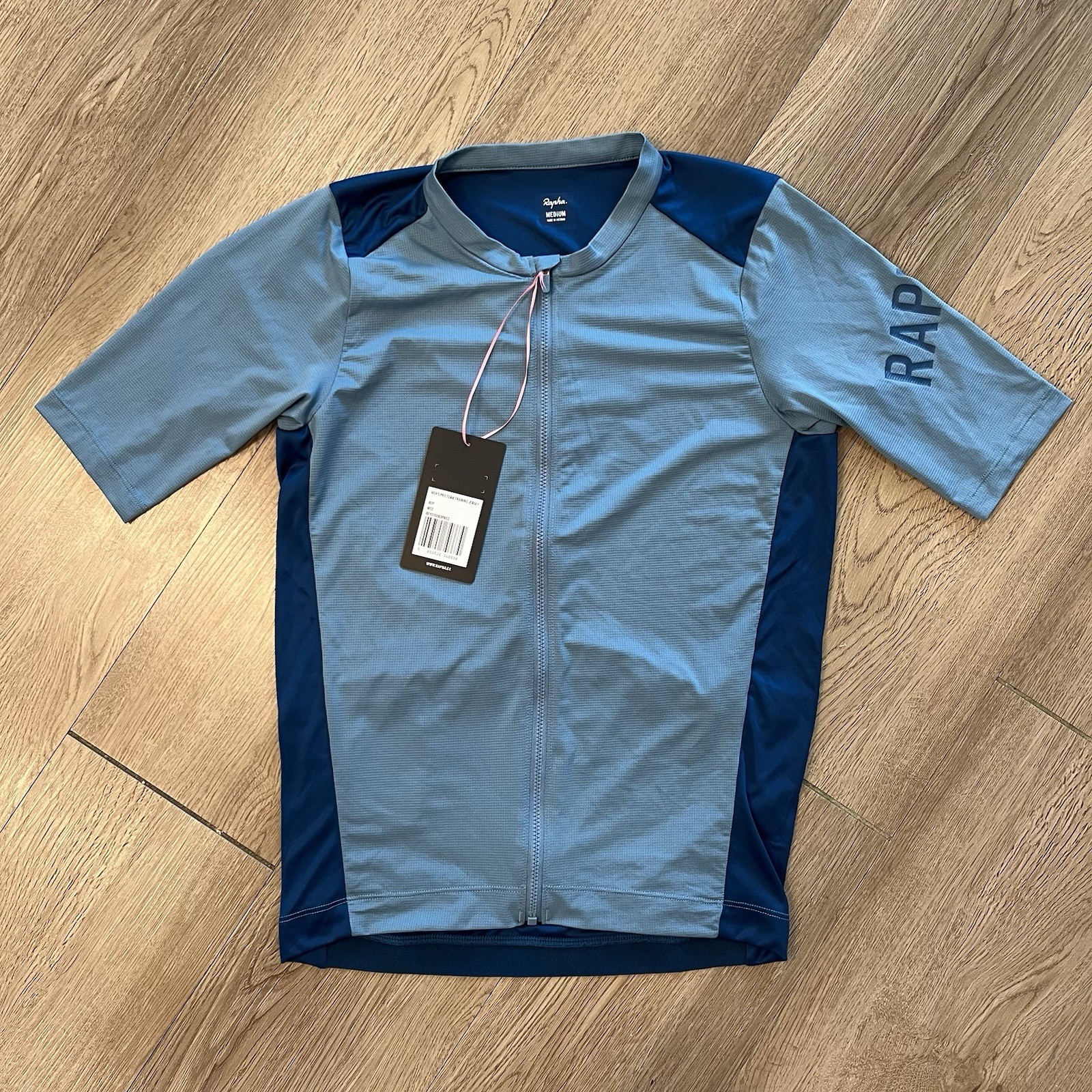 NEW Rapha Men’s Pro Team Training Jersey Men’s Medium Blue Performance Cycling