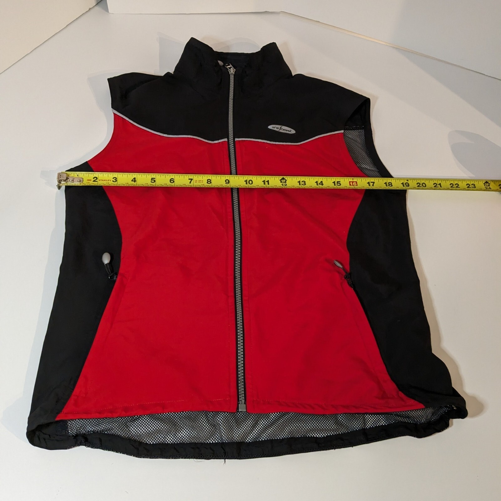 Shebeest Women’s Medium Cycling Vest, Bike, Run, Packable, Mesh Back, Red, Black