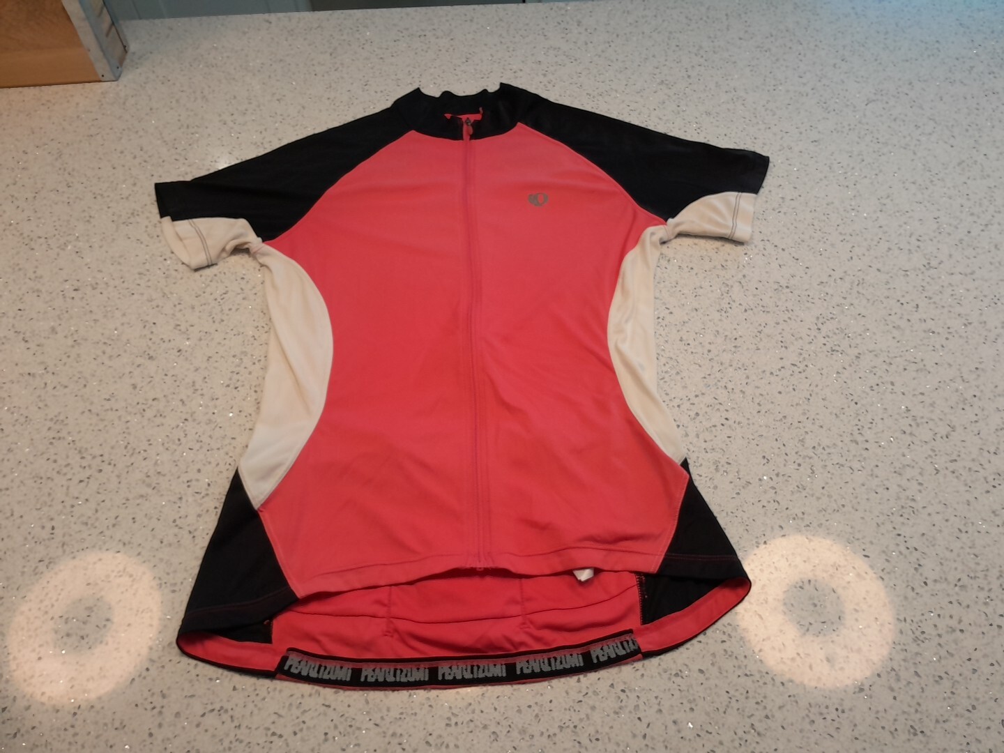 Womens Medium – Pearl Izumi Cycling Short Sleeve Zip Up Shirt Pink/White/Black