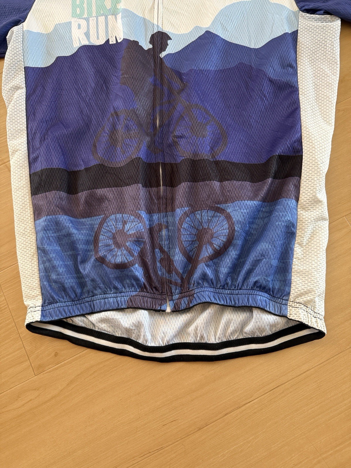 SWIM BIKE RUN CLUB BIKING CYCLING MENS JERSEY NUTRITION POCKETS IN BACK XLARGE