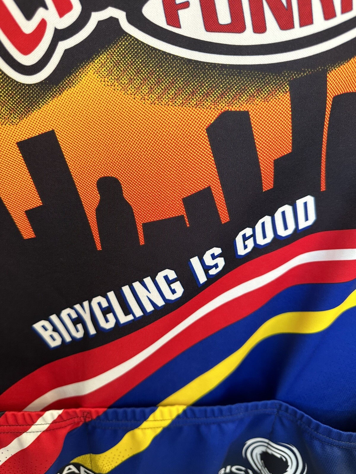 Voler USA City Of Angels 3/4 Zip Back Pockets Multicolor Size XL Cycling Jersey