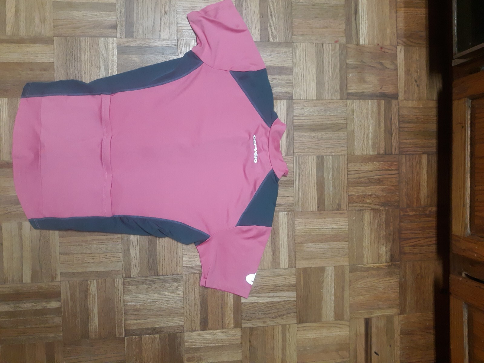 Cervelo Womens Pink Cycling Zip Up Shirt Size Medium