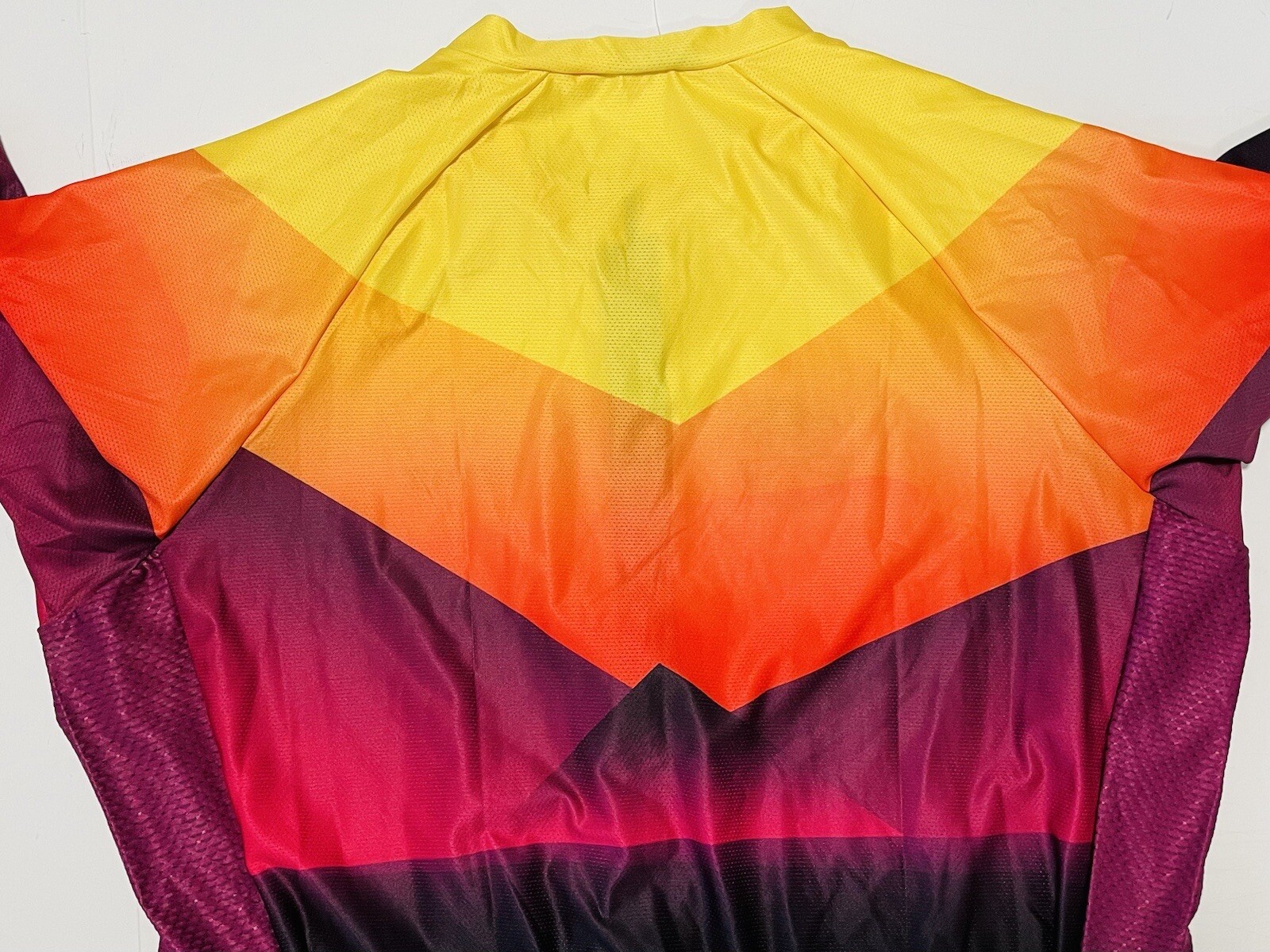 Women’s bike cycling shirt size XL short sleeve Ombre Jersey GICAER NEW (ss42)