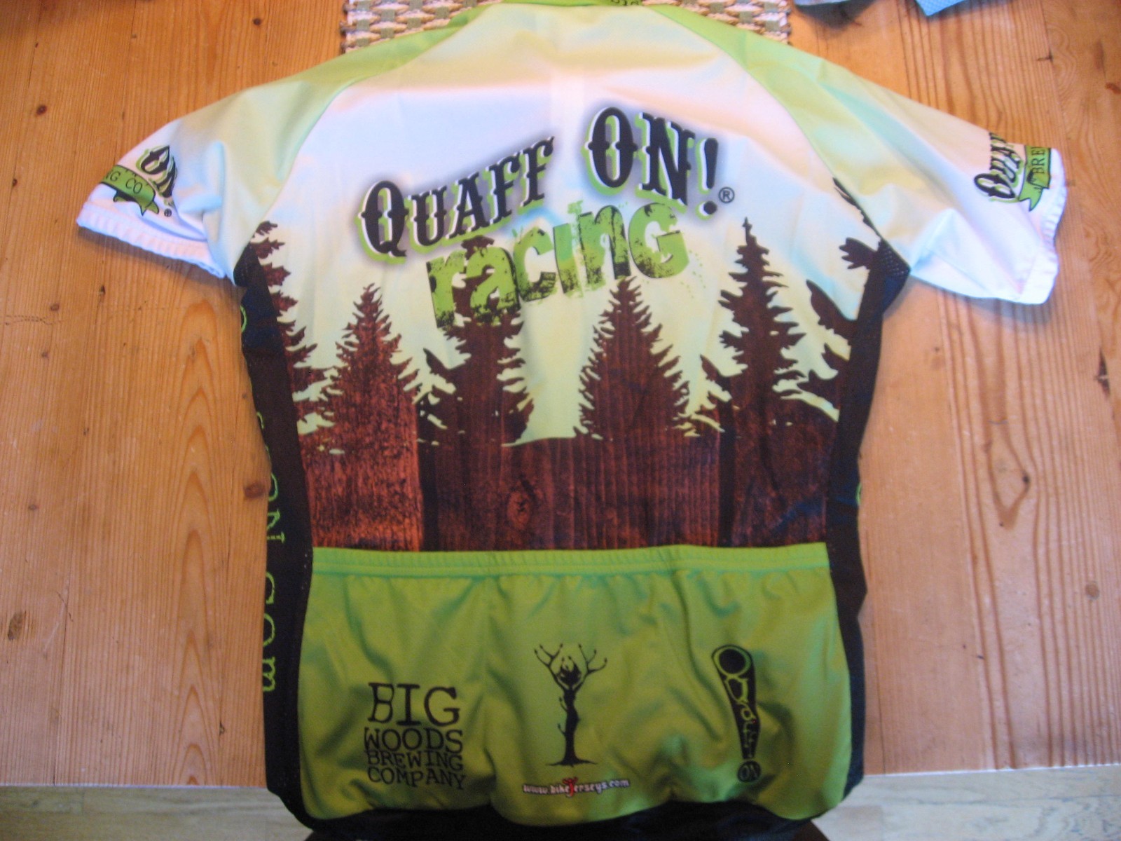 BikeJerseys Men’s Full Zip Short Sleeve Cycling Jersey w/Back Pockets EURO-LRG