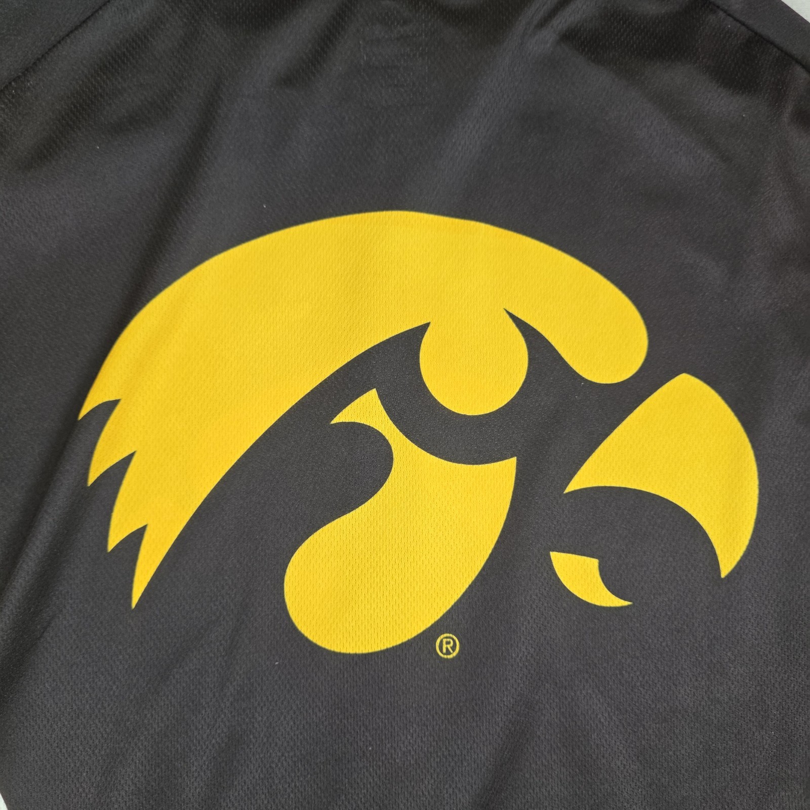 Iowa Hawkeyes Cycling Jersey Mens XL Black Yellow Logo Outdoor NCAA Sports