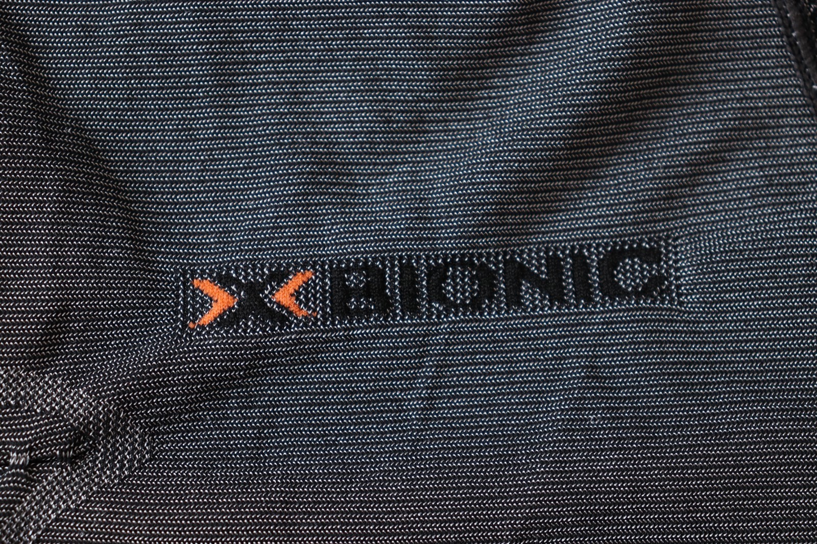 X-BIONIC MEN’S GRAY COMPRESSION CYCLING THERMO SHIRT MADE IN ITALY MENS LARGE