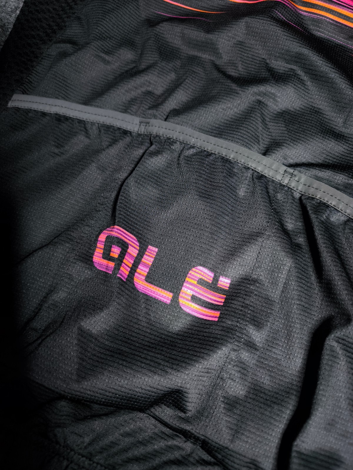 Women’s ALÉ Solid Start Black/Magenta Short Sleeve Jersey , Size S , Pro Equipm