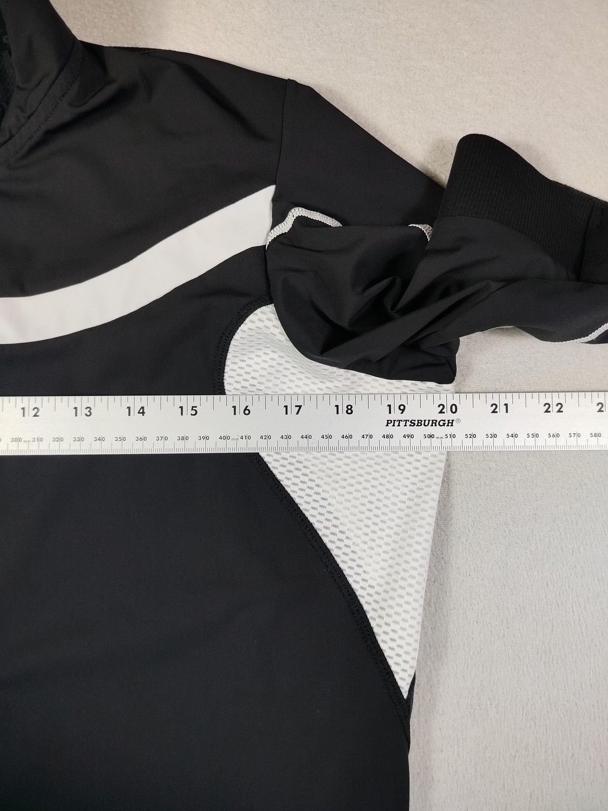 Sugoi Cycling Jersey Mens Large Black RSE Short Sleeve Full Zip Reflective