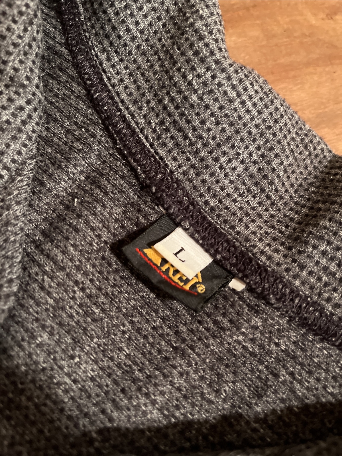 REI Cycling Shirt Adult L Black and gray Sleeveless Collared