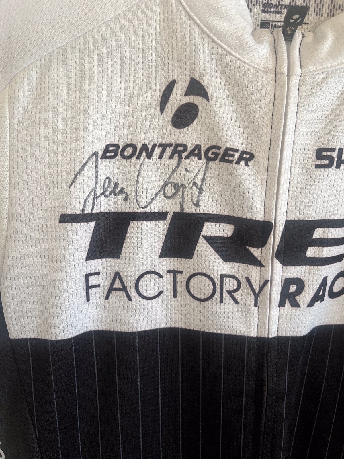 Trek Factory Racing Jersey *Signed by Jens Voigt* Mens MEDIUM Bontrager