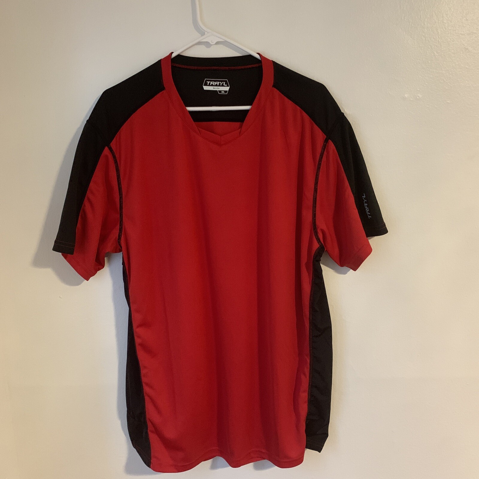 Trayl cycling shirt – Red and Black – Pullover- XXL- perfect condition
