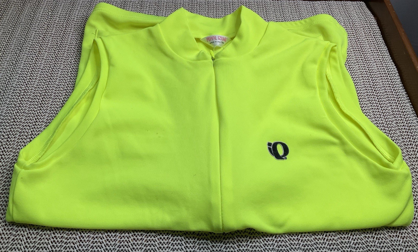 Pearl Izumi Neon Bright Yellow Sleeveless Jersey Women’s Size Small 3/4 Zip