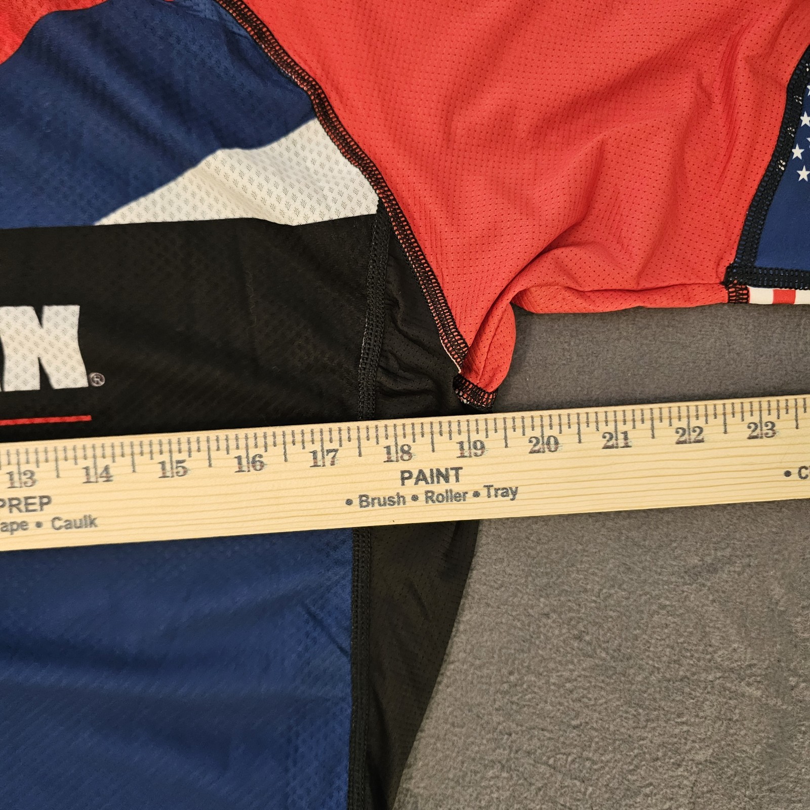 NWOT Zoot Ironman USA Lady’s Zippered Top And Padded Riding Pants Jersey Outfit