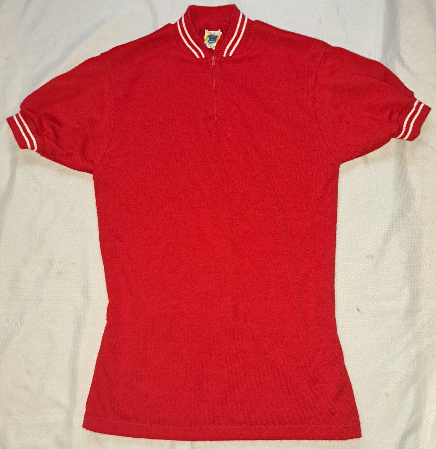 Au Tour De France Cycling Jersey Red Acrylic Euro “Size 4” check measurements