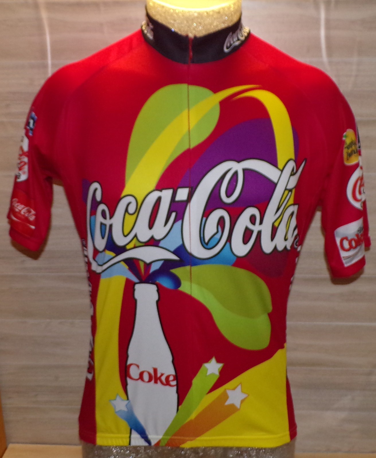 2007 COCA COLA CYCLING CLUB MEDIUM BIKE BYCYCLE JERSEY SHIRT .