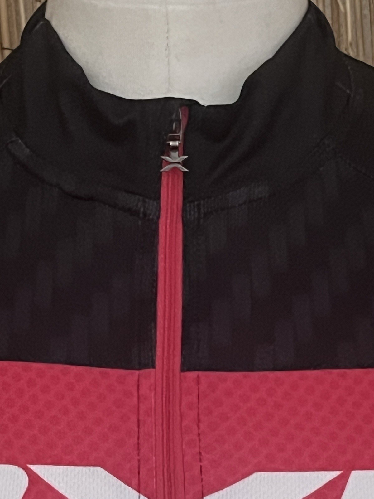 2XU Full Zip Cycling Jersey-Size Small 100% Polyester